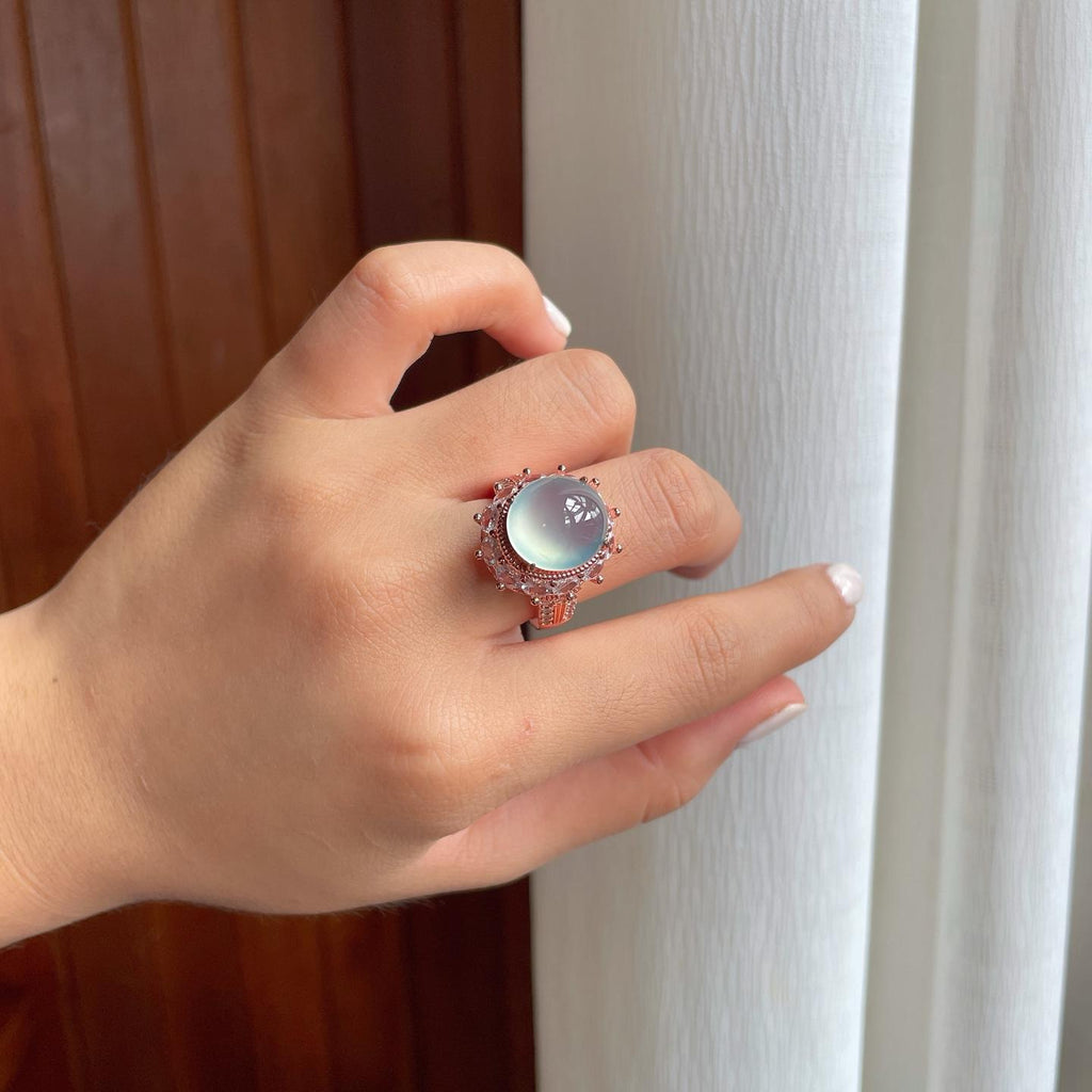 铜托冰种蓝底翡翠蛋面（yc253133）