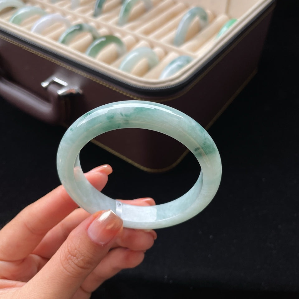 糯种飘花正圈翡翠手镯（55.7mm）（yc018720）