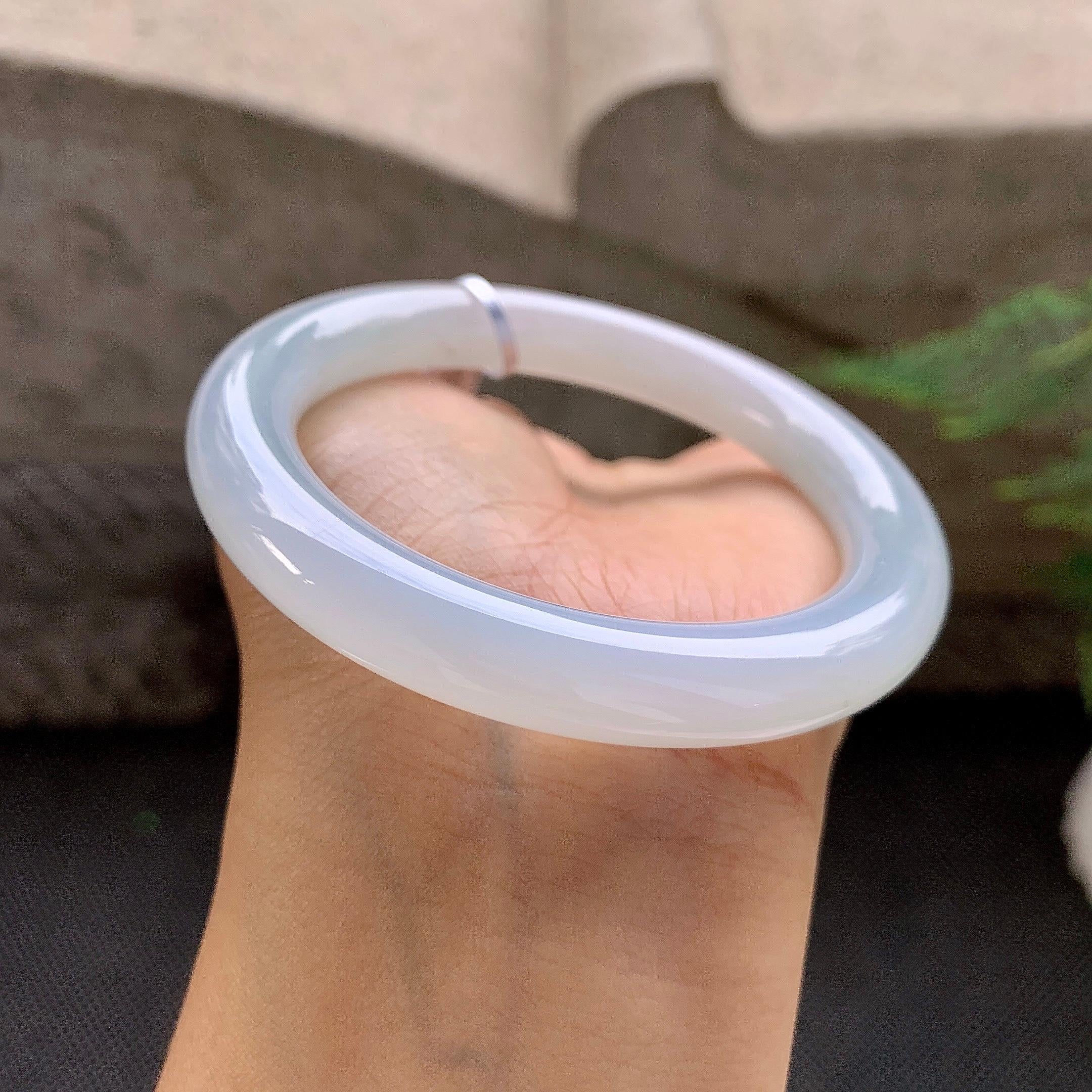 细糯种带底色洒金圆条手镯（56.3mm）（yc257211）