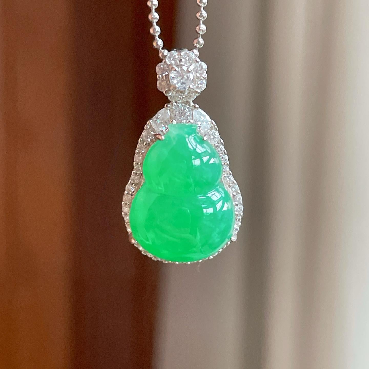 S925银镶冰种果绿翡翠葫芦（yc352487）