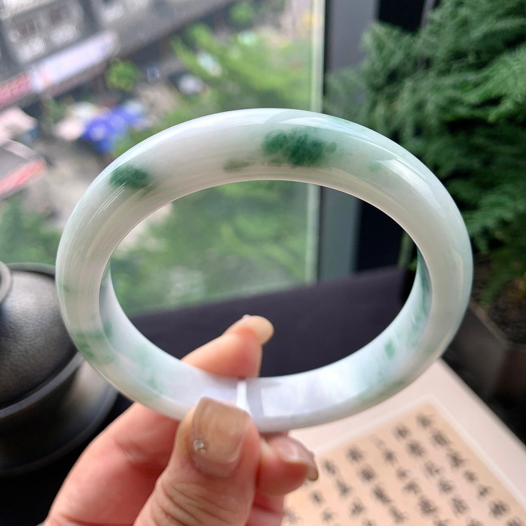 大圈口 细糯种飘绿花正圈平安镯 61.3圈口 天然缅甸A货翡翠（yc477607）