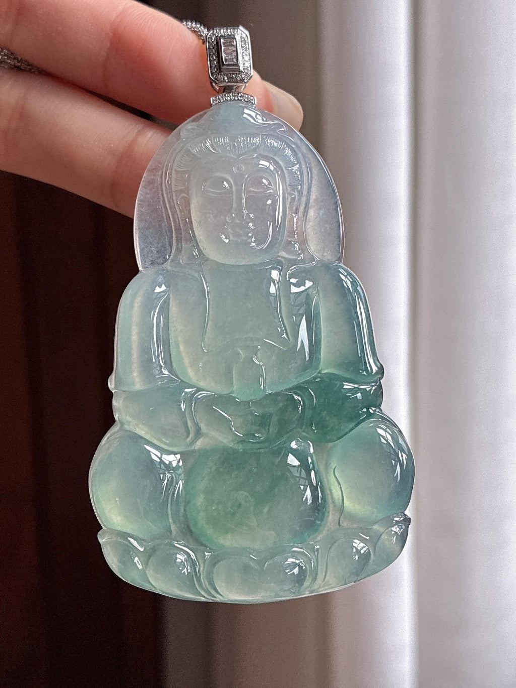 18k金扣头冰种飘花观音挂件 天然缅甸A货翡翠（yc466342）