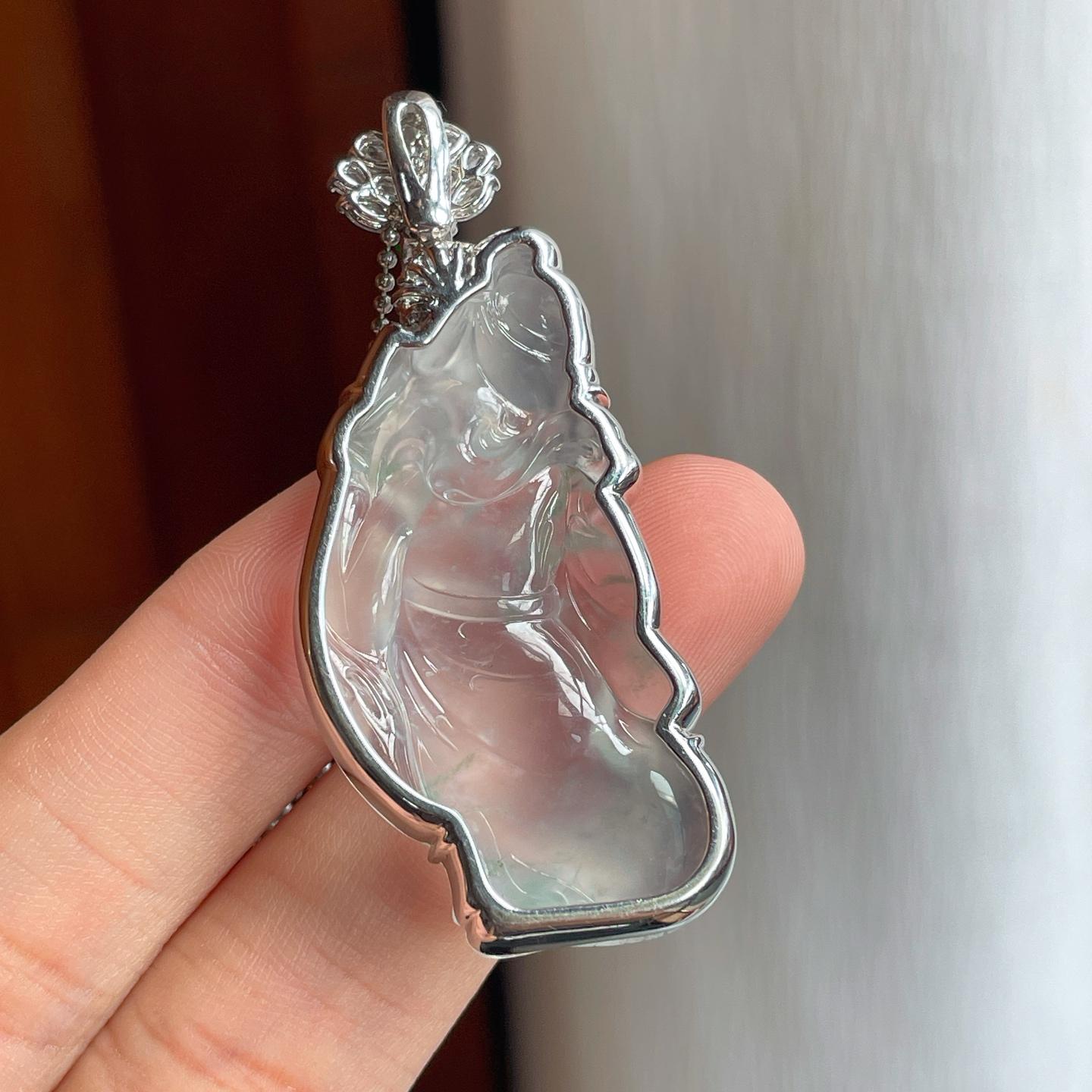 18k金镶冰种淡底色翡翠贵妃（yc251035）