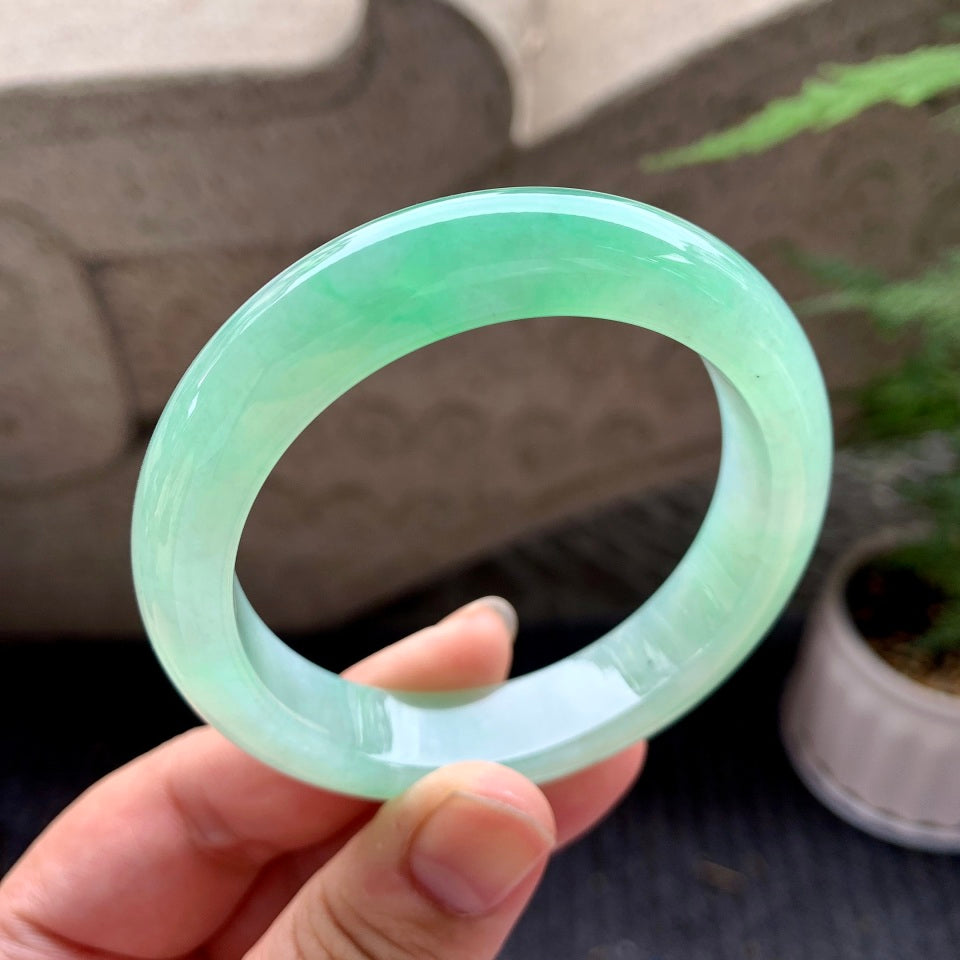 糯冰种绿晴水翡翠平安镯（53.2mm）（TF06240009）