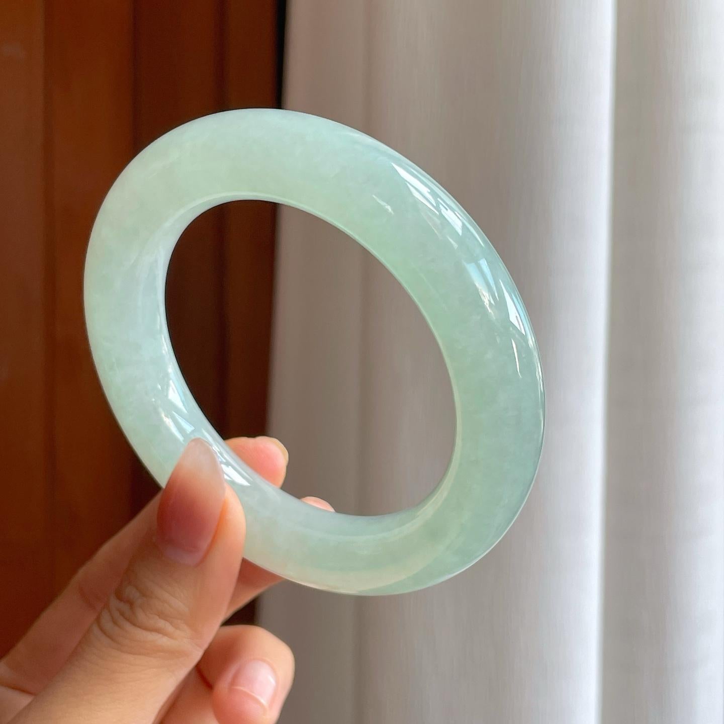 冰种晴底翡翠圆条手镯（58.4mm)（yc313012）