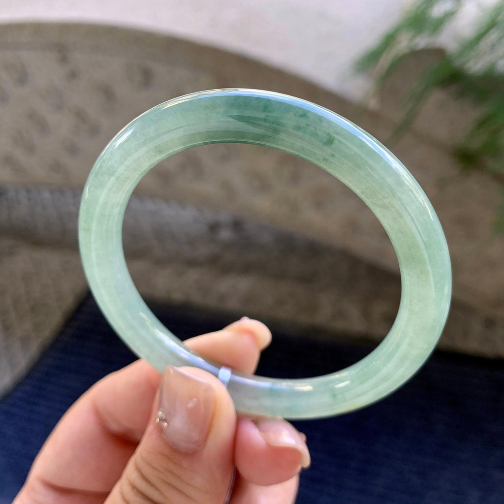 细糯种油青底飘花圆条手镯53.3圈口  天然缅甸A货翡翠（yc457008）
