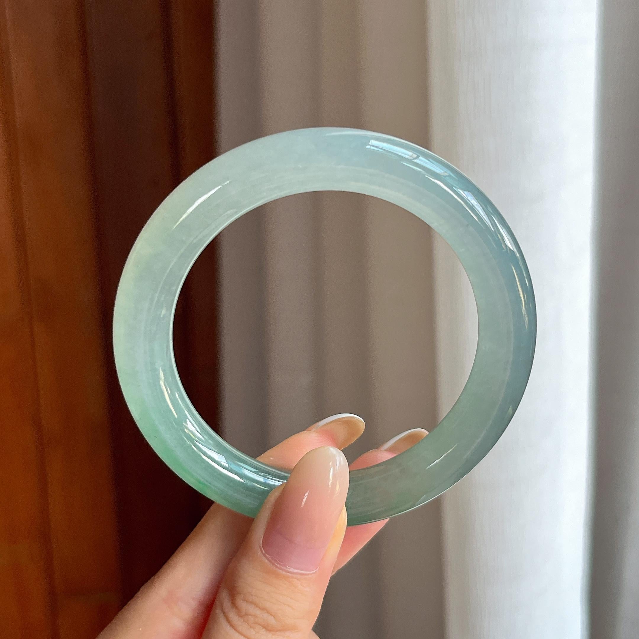 冰种带底色翡翠圆条手镯（54.4mm)（yc415351）