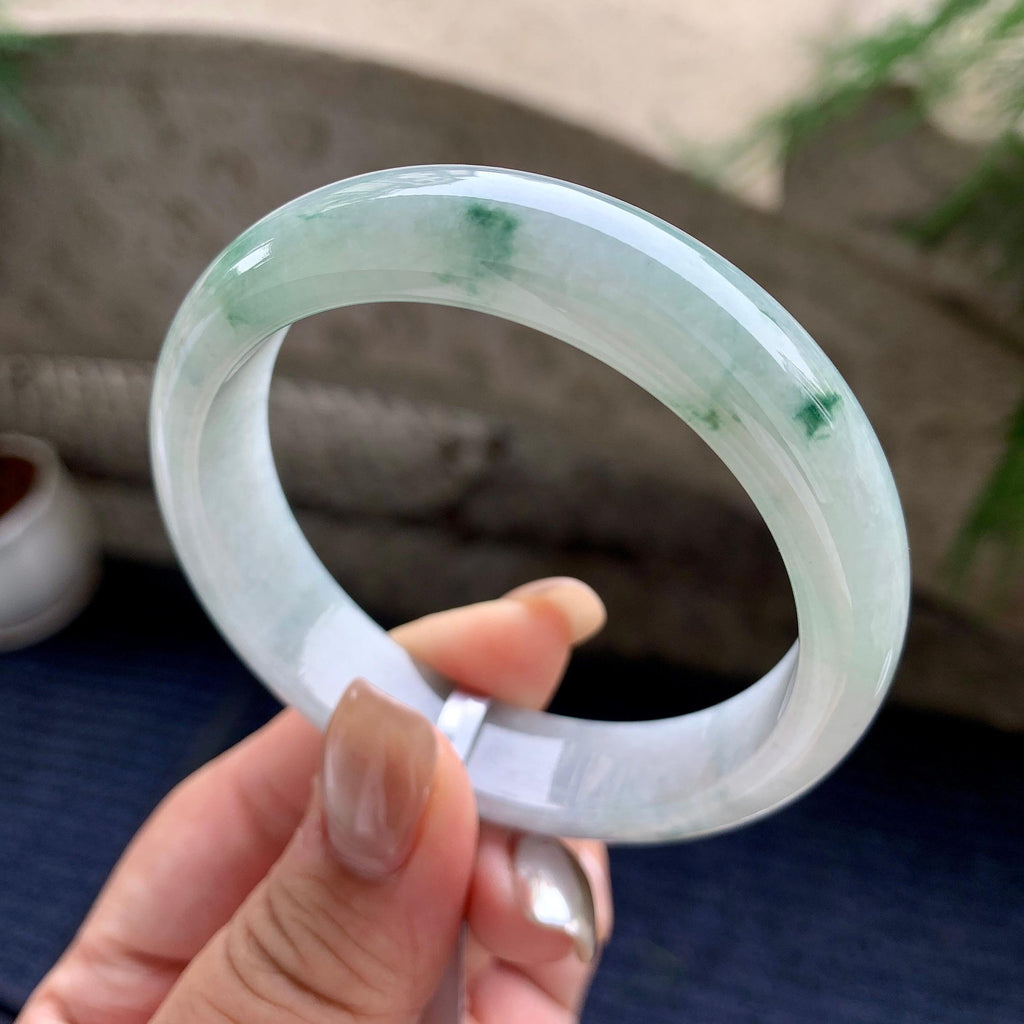 细糯种飘绿花正圈平安镯  55.7圈口  天然缅甸A货翡翠（yc441155）