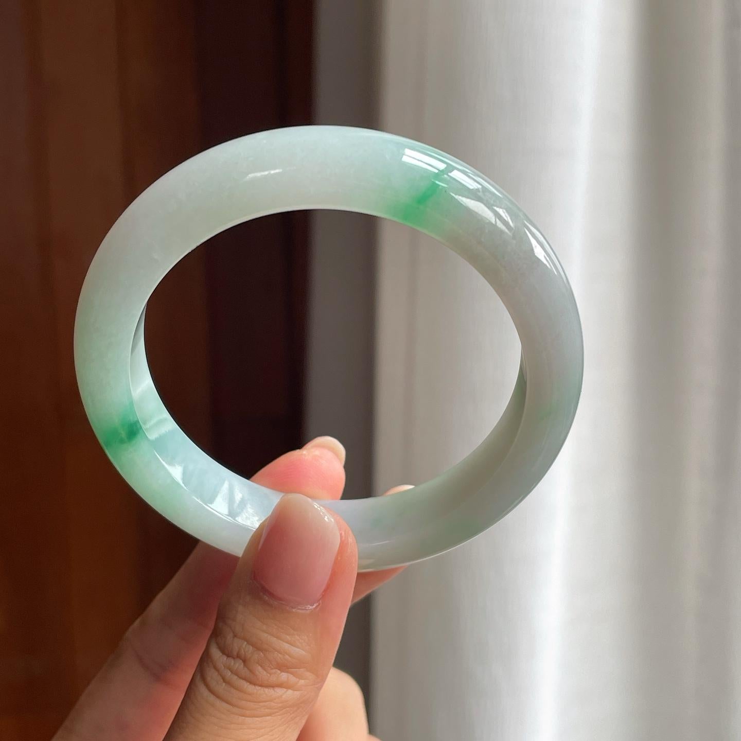 糯冰带色翡翠平安镯（57.5mm）（yc377983）