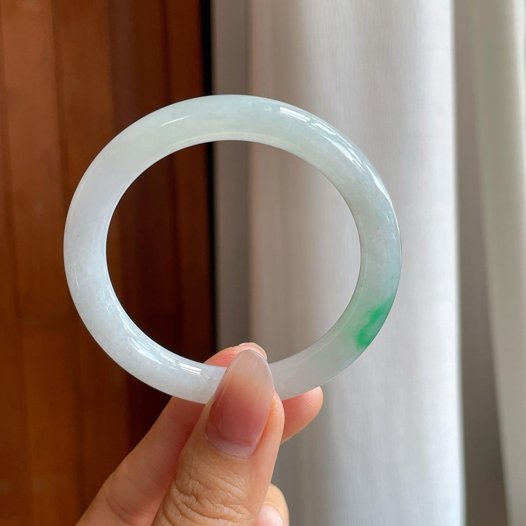 糯冰带色翡翠圆条手镯（51mm）（yc310966）