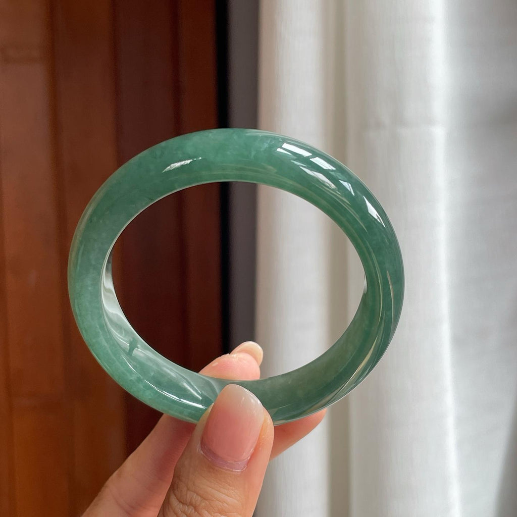 糯冰湖水绿翡翠平安镯（55.6mm）（yc400217）