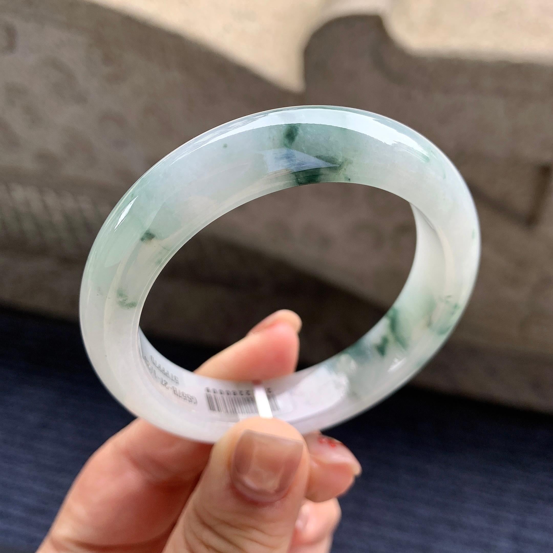 小圈口 细糯种飘花正圈平安镯 53.3圈口 天然缅甸A货翡翠（yc346964）