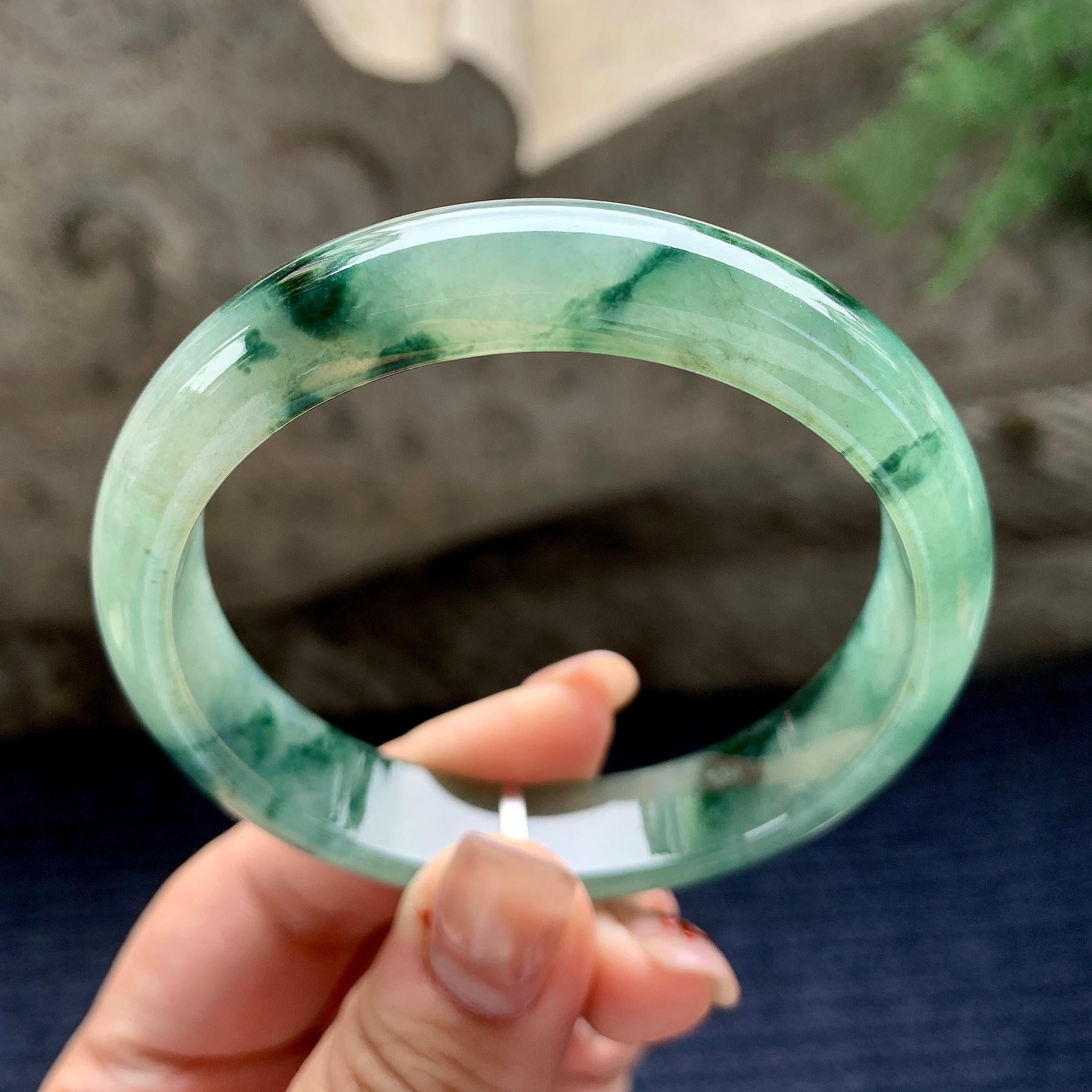 糯冰种飘蓝花正圈平安镯 58.2圈口 天然缅甸A货翡翠（yc358872）