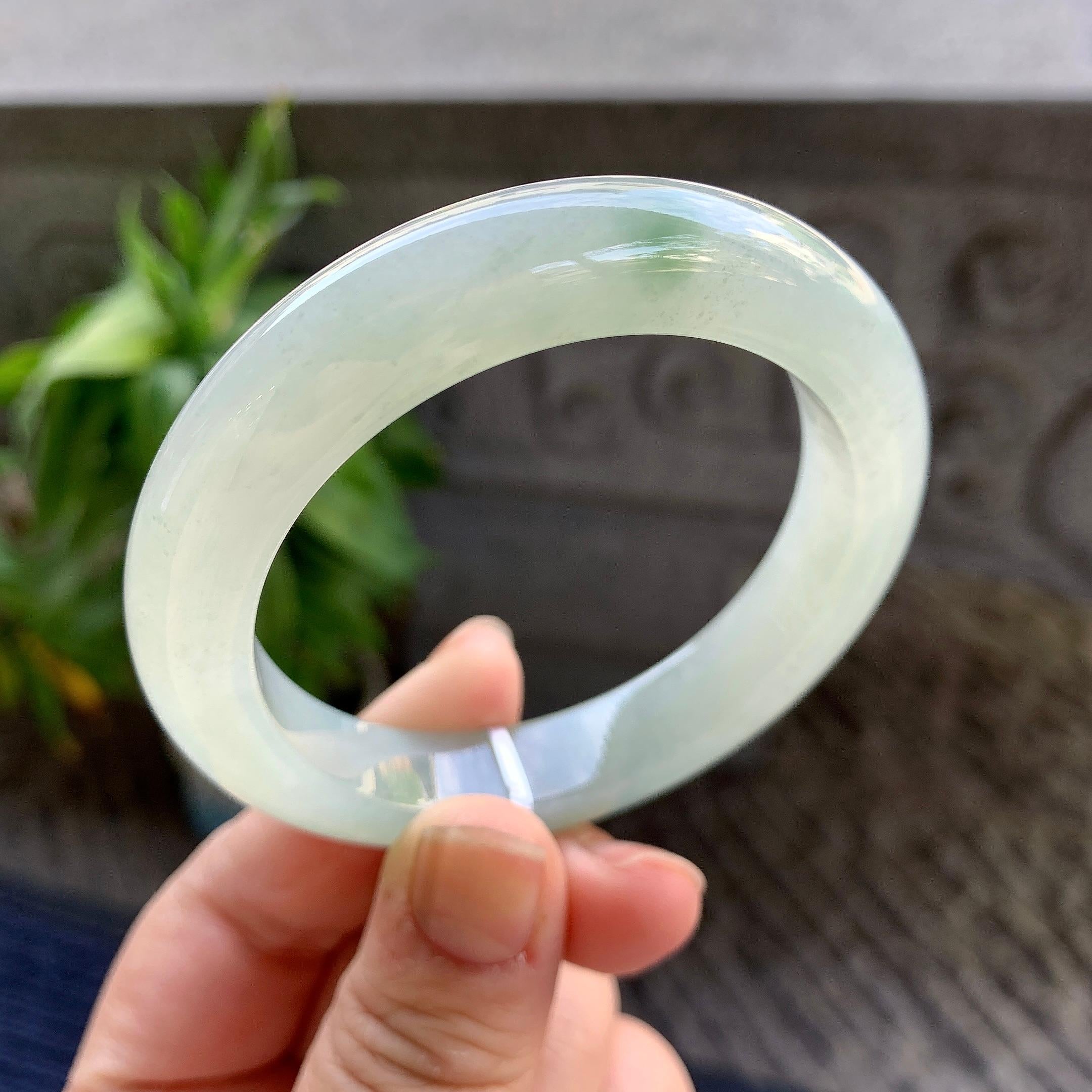 细糯种飘绿花正圈平安镯53.5圈口 天然缅甸A货翡翠（yc334203）