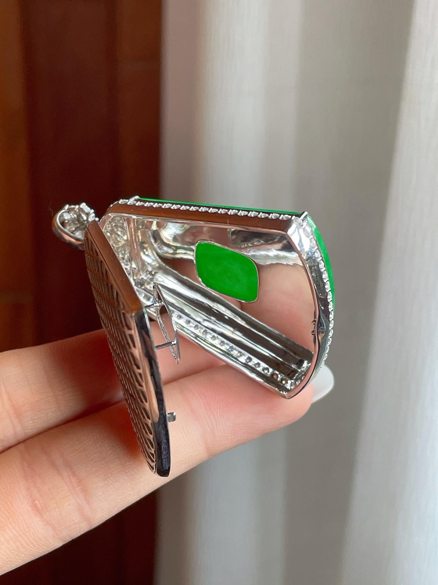 18k金镶糯冰种满绿翡翠无事牌（yc258420）