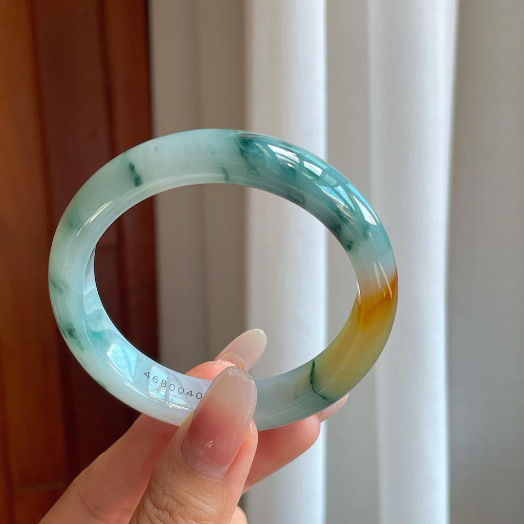 糯冰飘花带黄翡翡翠平安镯（56mm）（yc274579）