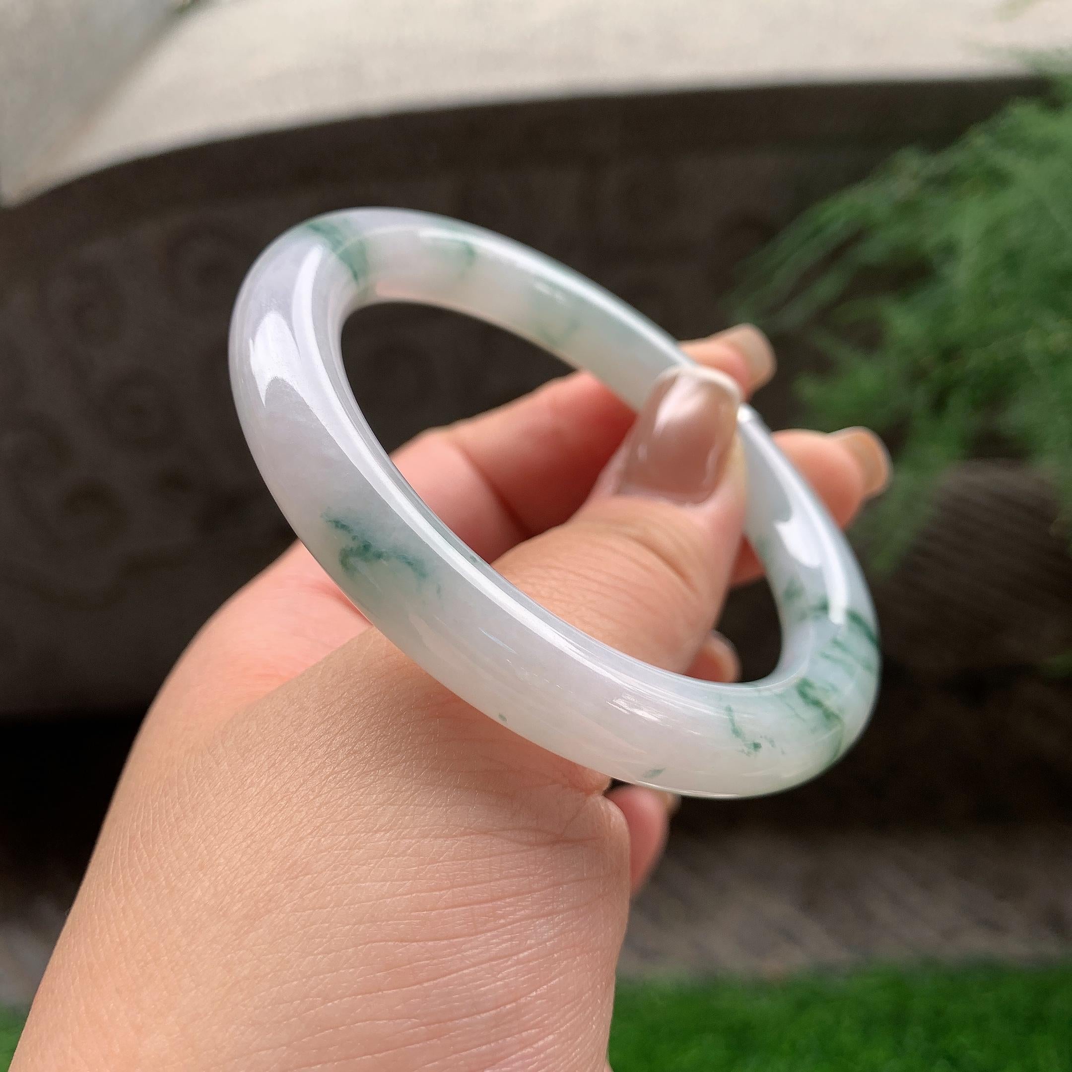 细糯种飘蓝花圆条手镯  56圈口  天然缅甸A货翡翠（yc375019）
