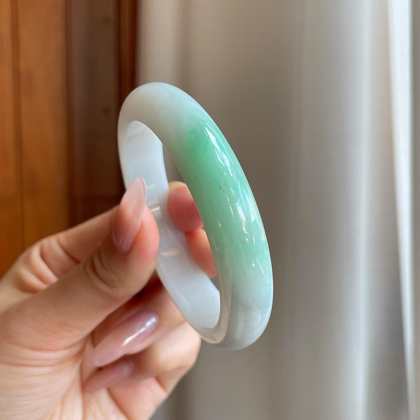 细糯冰白底青翡翠平安镯（54mm）（yc278067）