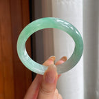 糯冰带色翡翠平安镯（54.6mm)（yc407464）