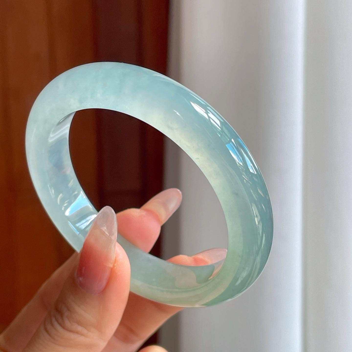 冰种蓝晴底翡翠平安镯（56mm）