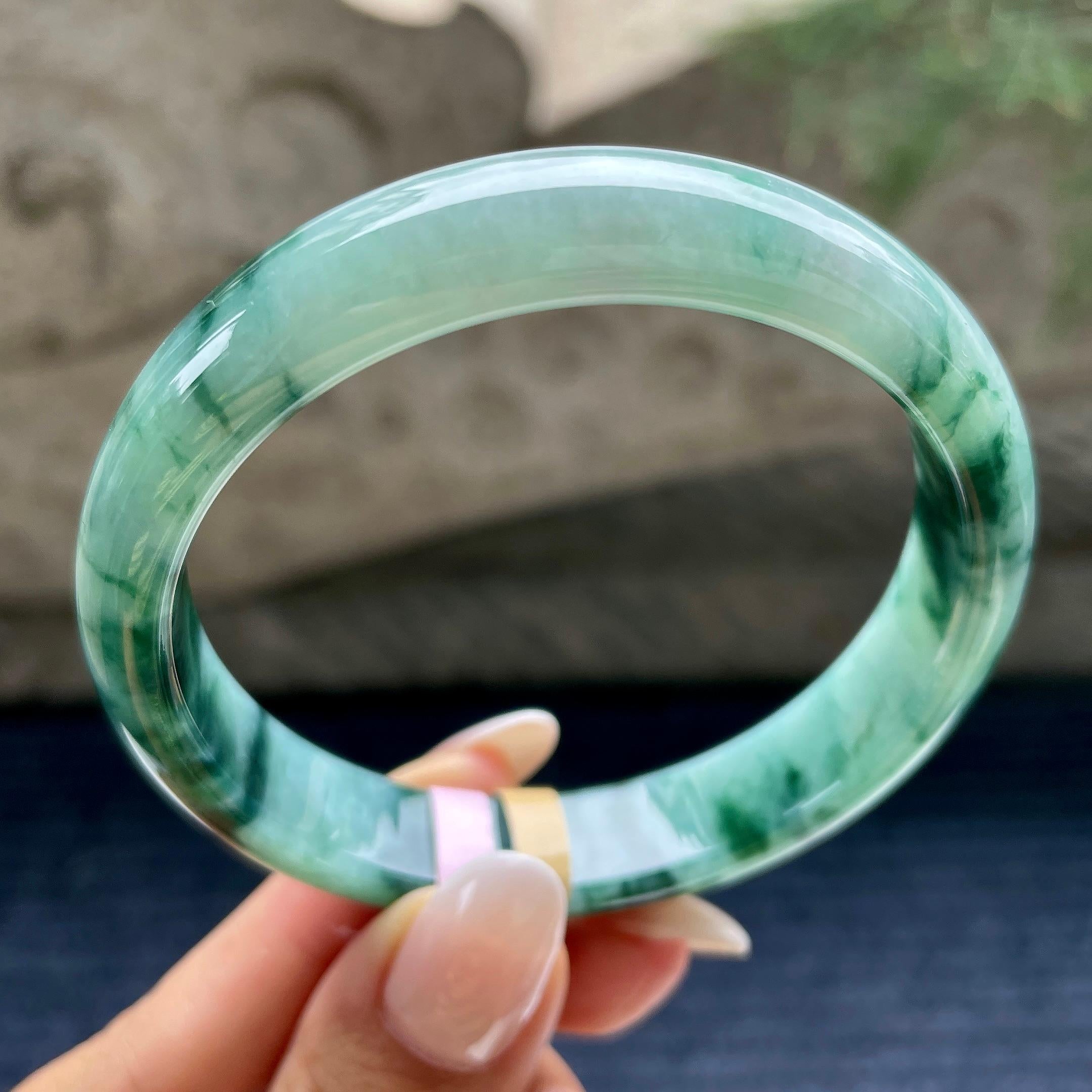 大圈口           细糯种飘花正圈平安镯58.4圈            天然缅甸A货翡翠（yc405532）