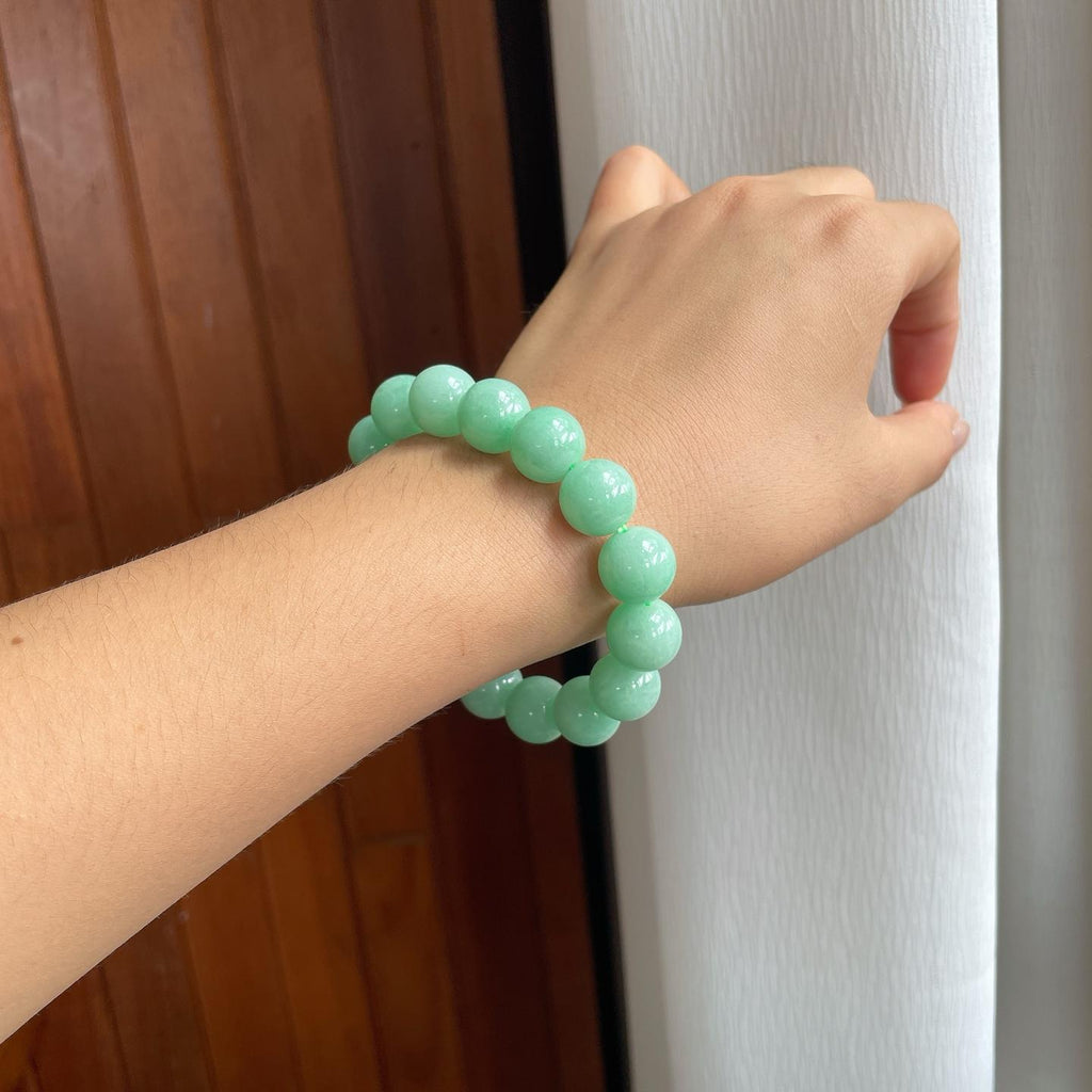 糯冰果绿底翡翠珠串手串（yc246171）