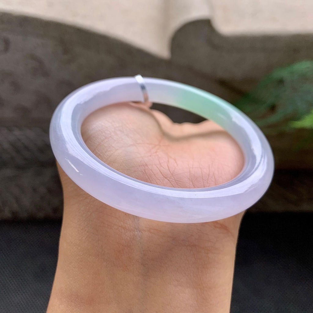 糯冰种春彩圆条手镯（54.2mm）（yc272778）