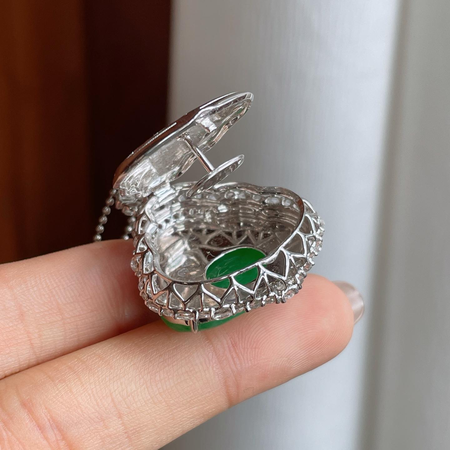 18k金镶糯冰满绿翡翠佛公（yc244909）