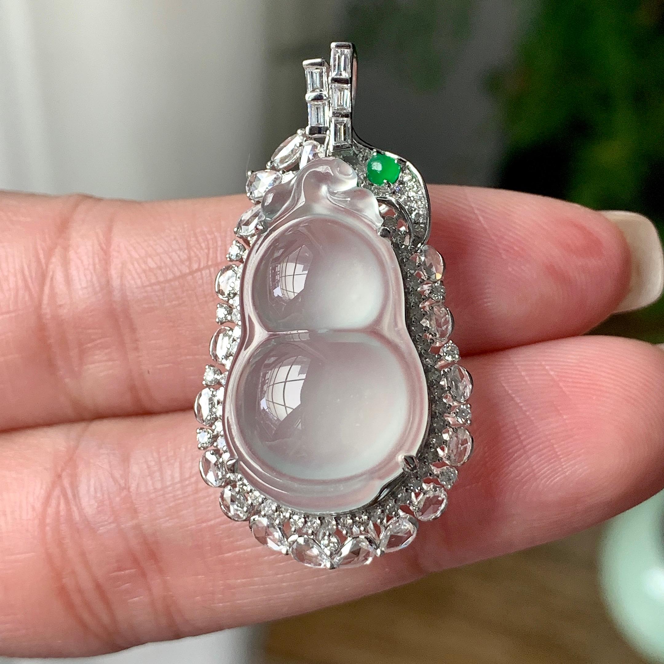 18K金钻镶冰种无色福豆吊坠  天然缅甸A货翡翠（yc450515）