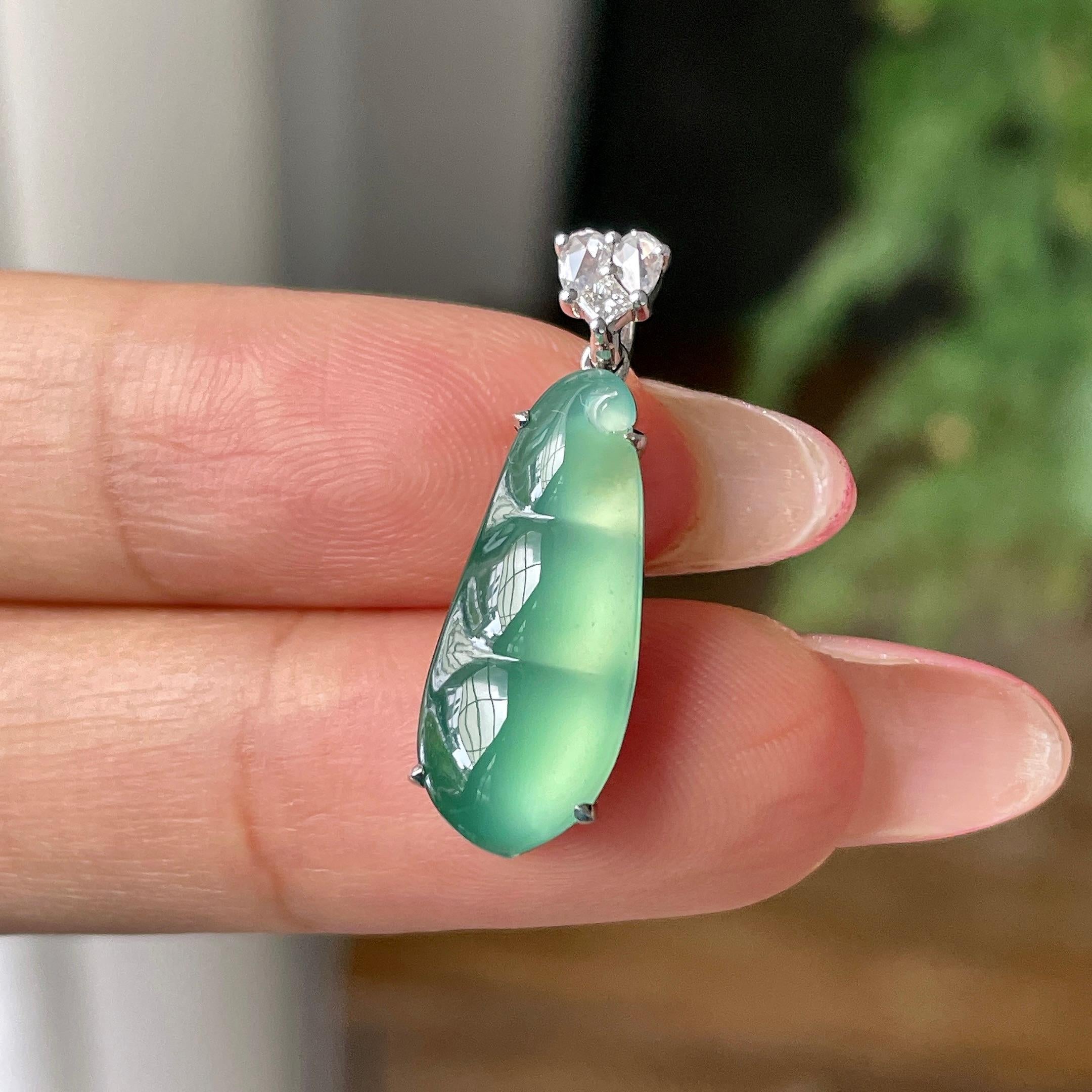 18k金钻镶冰种晴水福豆吊坠       天然缅甸A货翡翠（yc430675）