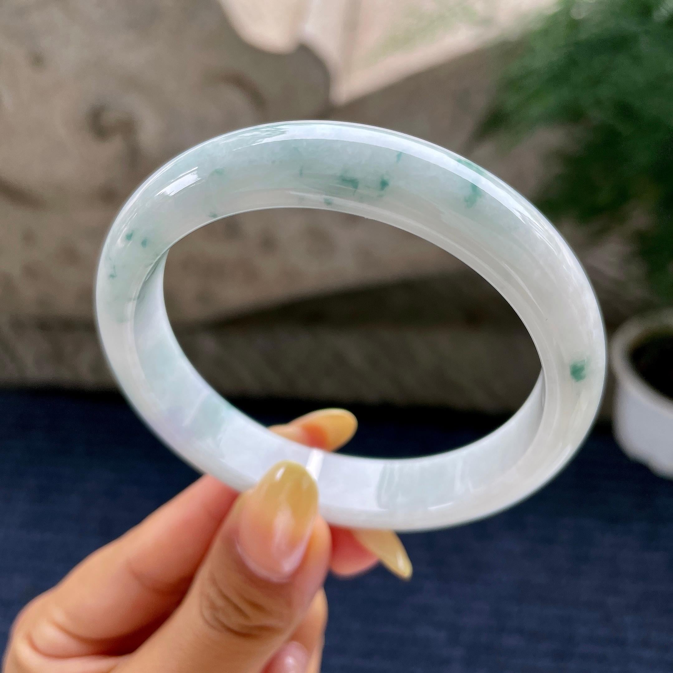 细糯种飘花正圈平安镯56.3圈 天然缅甸A货翡翠（yc481925）