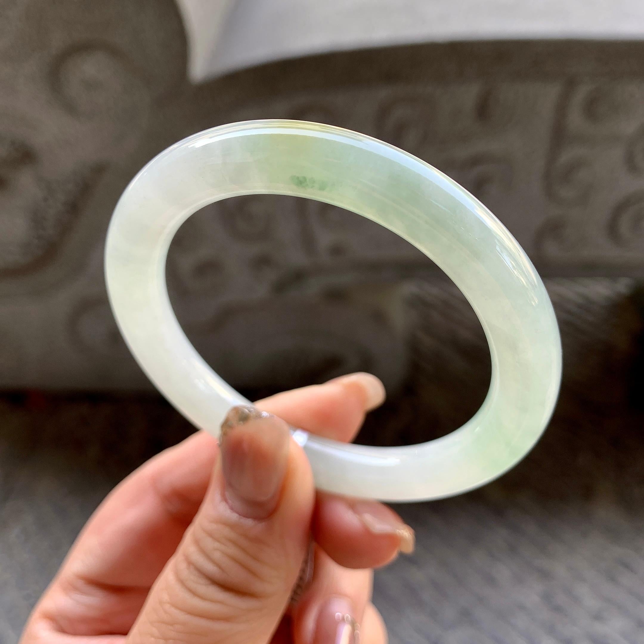 细糯种飘黄翡圆条手镯（51.8mm）（yc296333）