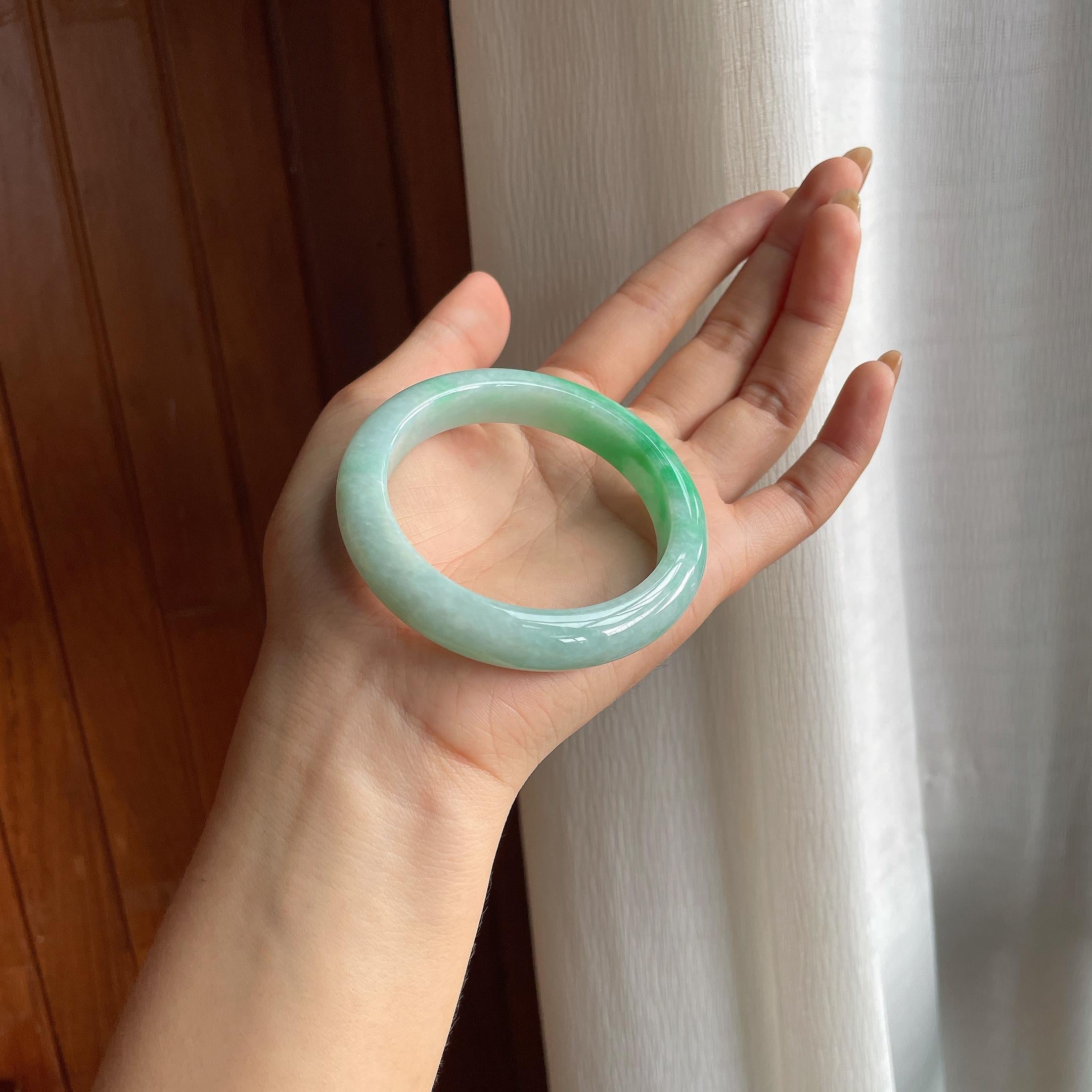 糯冰带色翡翠平安镯(54mm)（yc415362）