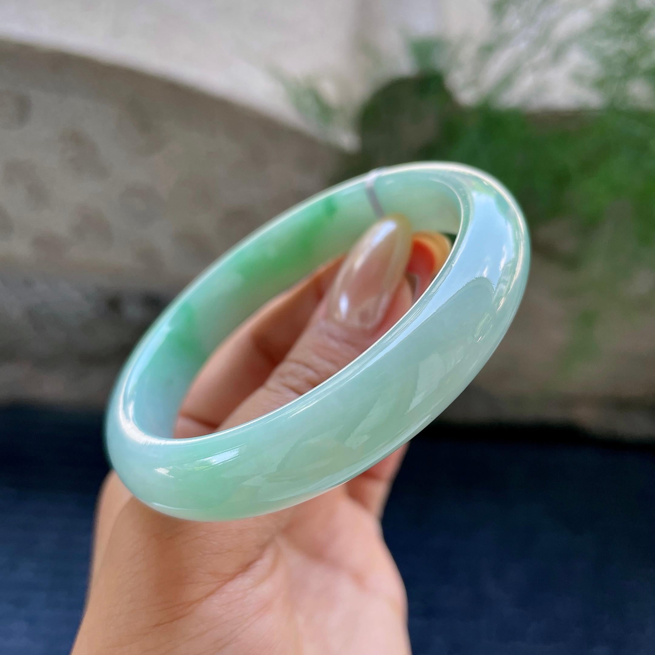 细糯种飘绿正圈平安镯57圈 天然缅甸A货翡翠（yc466822）