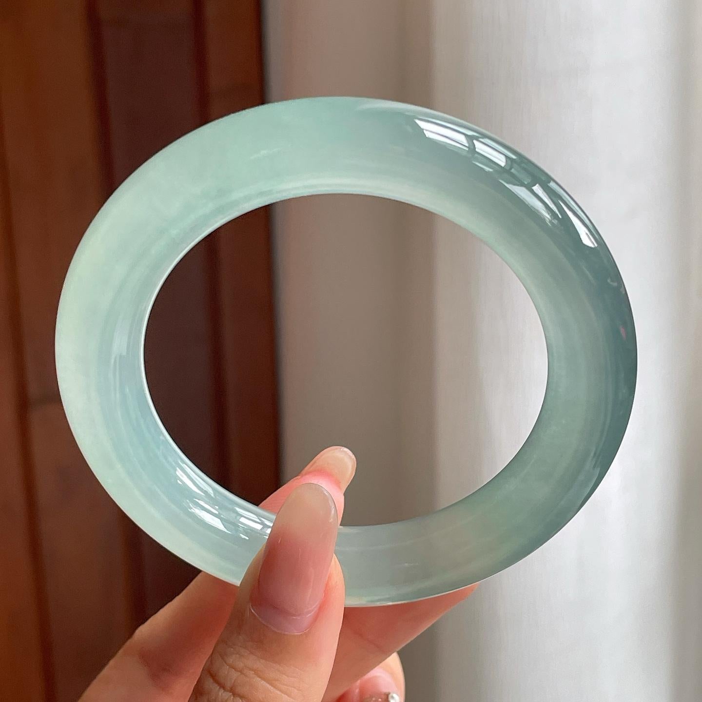 冰种蓝晴底翡翠圆条手镯（56mm）（yc198342）