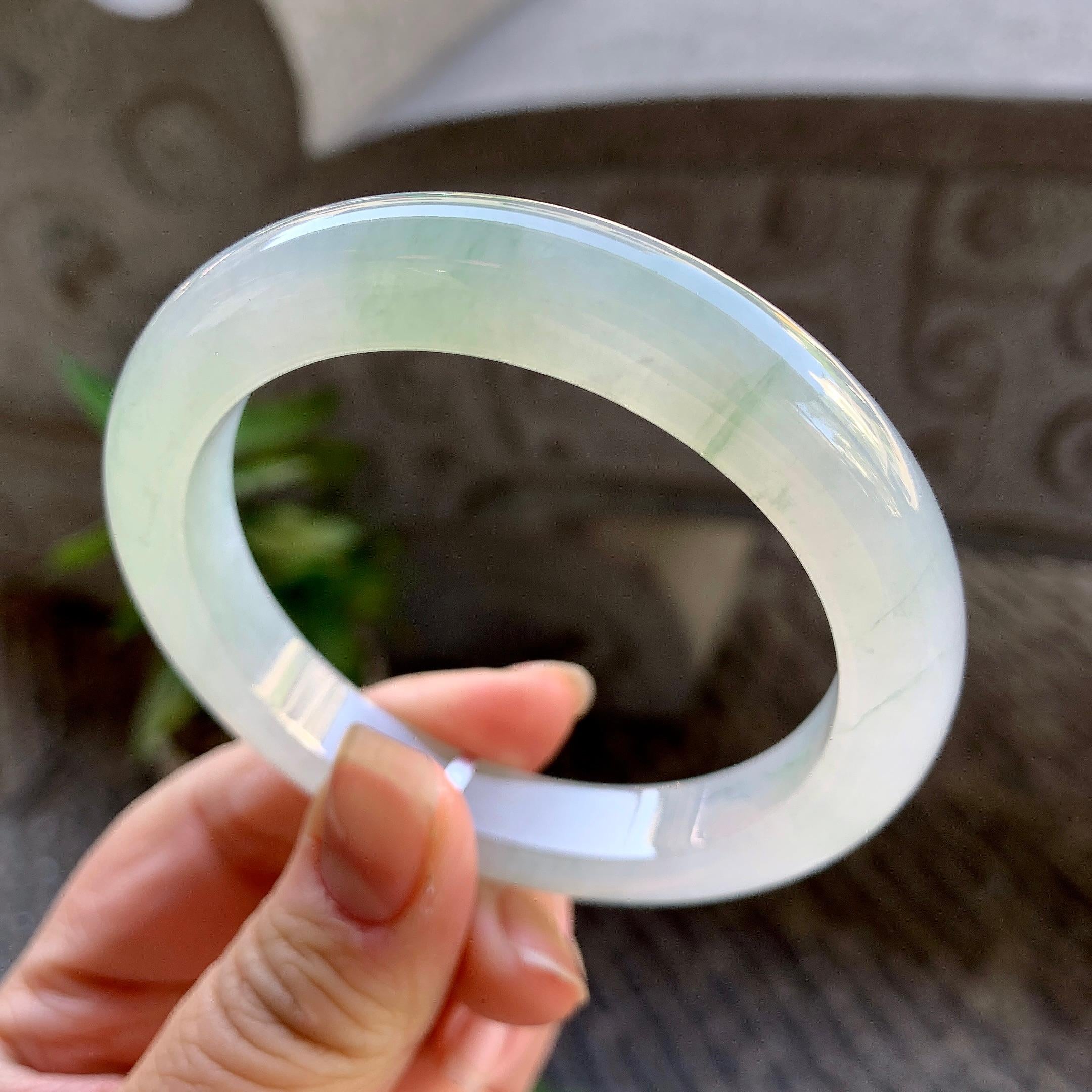糯冰种晴底飘花平安镯（55.8mm）（yc307305）