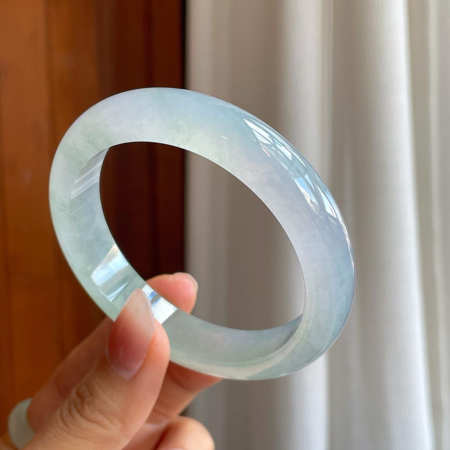 冰种淡春彩翡翠平安镯（57.8mm）（yc312967）