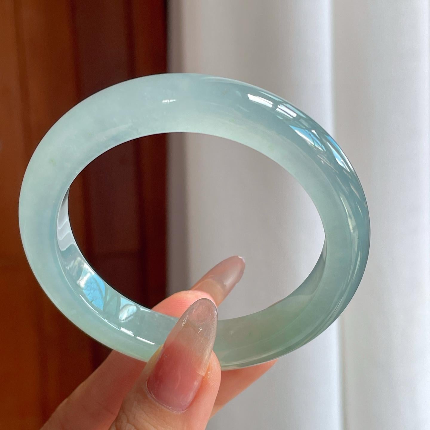 冰种蓝晴底翡翠平安镯（56mm）