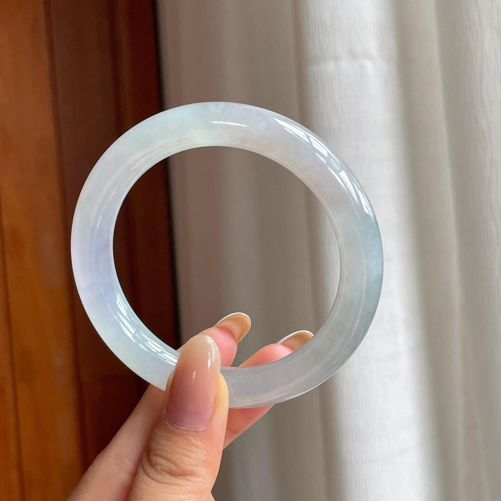 冰种淡底色翡翠圆条手镯（55.8mm)（yc406763）