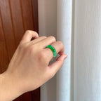 糯冰阳绿翡翠戒圈（yc259090）