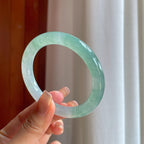 冰种晴底翡翠圆条手镯（55.7mm）（yc373523）