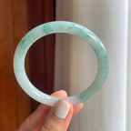 糯冰飘花圆条翡翠手镯（55.6mm）（yc249149）