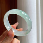 冰种飘绿花宽版翡翠手镯（55.7mm）（yc361775）