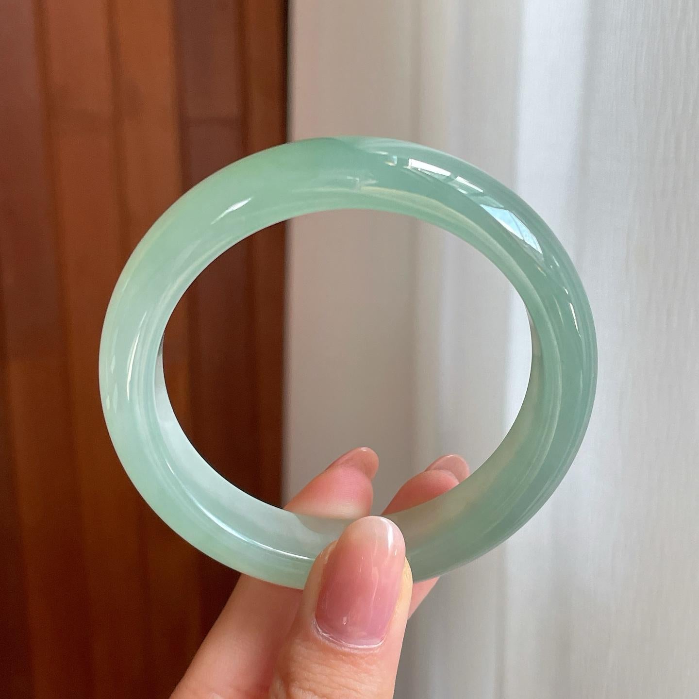 糯冰种晴底翡翠平安镯（55.3mm)（yc363406）