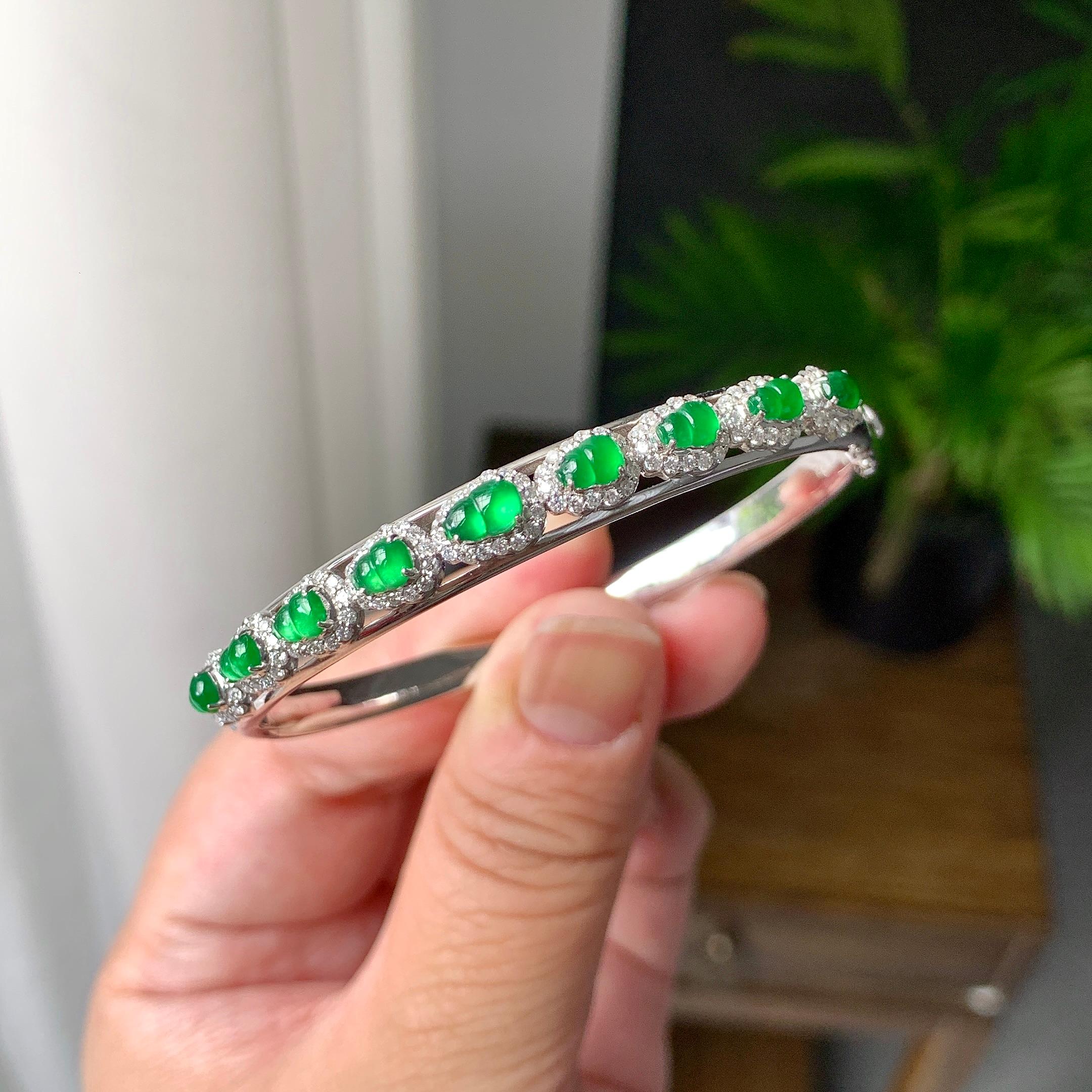 18K金钻镶糯冰种满绿葫芦贵妃手镯（活扣）（yc246599）