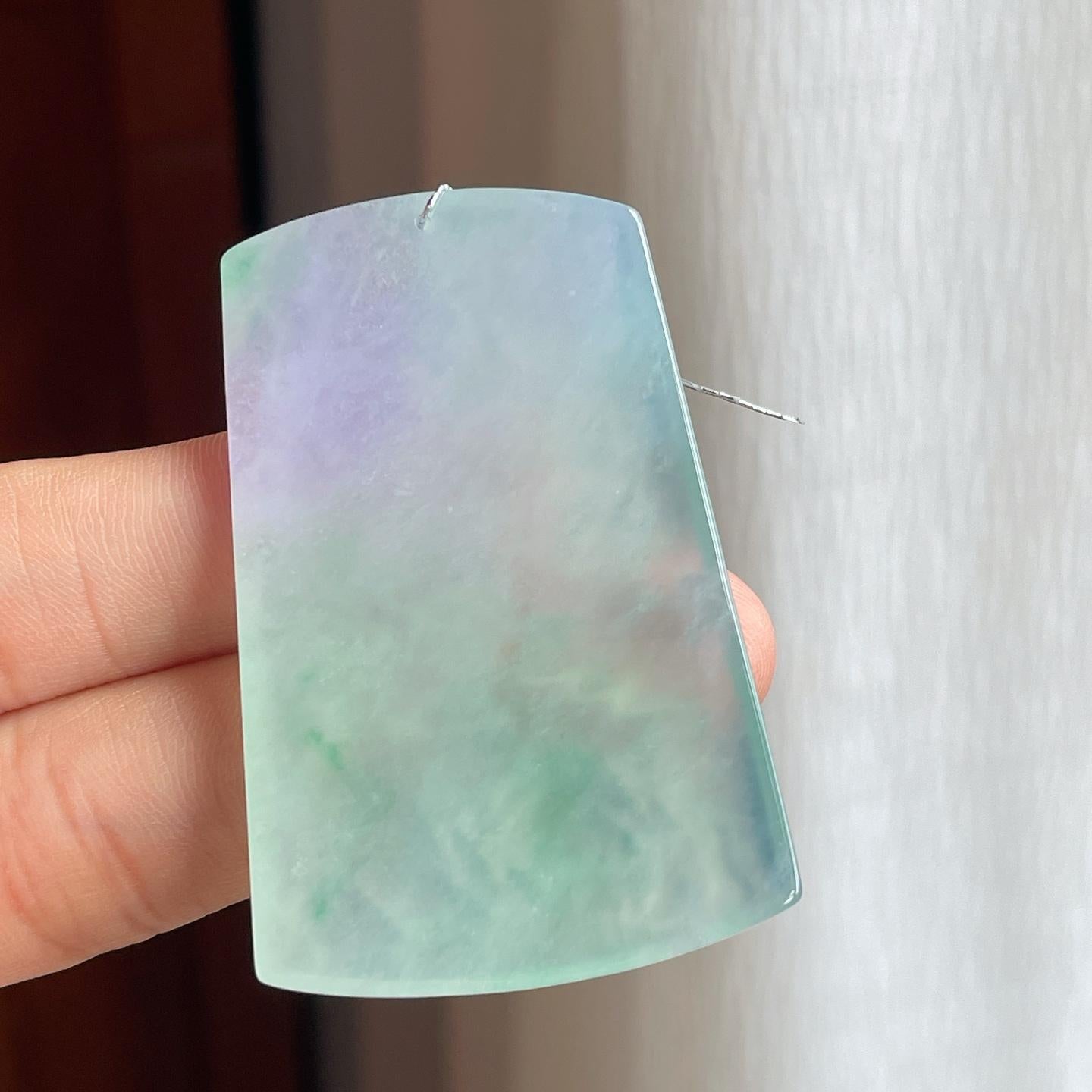 糯冰春带彩翡翠山水牌（yc251059）