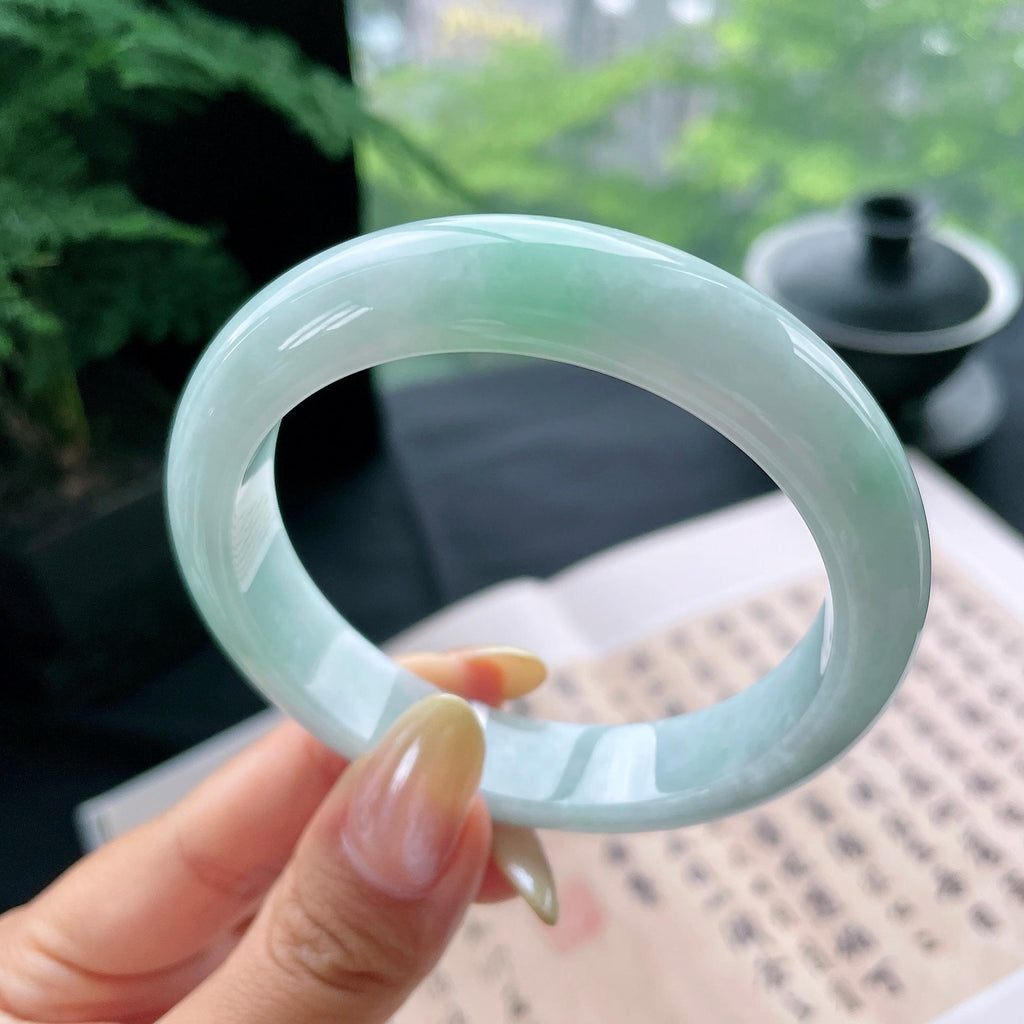 细糯种飘绿正圈平安镯57.2圈 天然缅甸A货翡翠（yc473060）