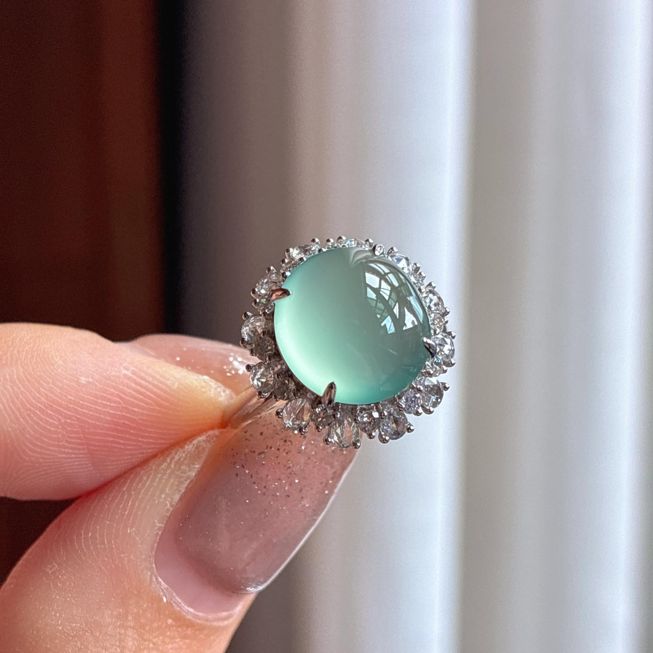 Bộ ba Ngọc Phỉ Thúy Myanmar tự nhiên loại A 18k đính đá băng chủng nền xanh nhạt phát quang (yc451547)
