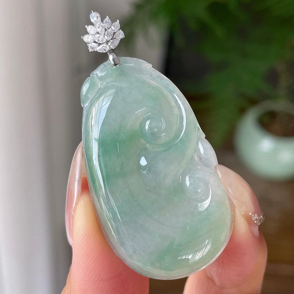 18k金钻镶糯冰种飘花如意吊坠    天然缅甸A货翡翠（yc355321）