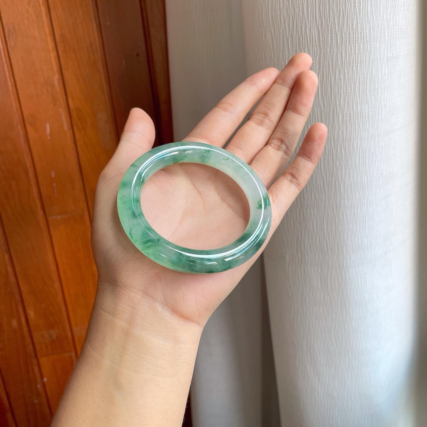 冰种飘花翡翠圆条手镯（55mm）（yc254960）